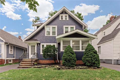 1049 Pembrook Road Cleveland Heights OH 44121