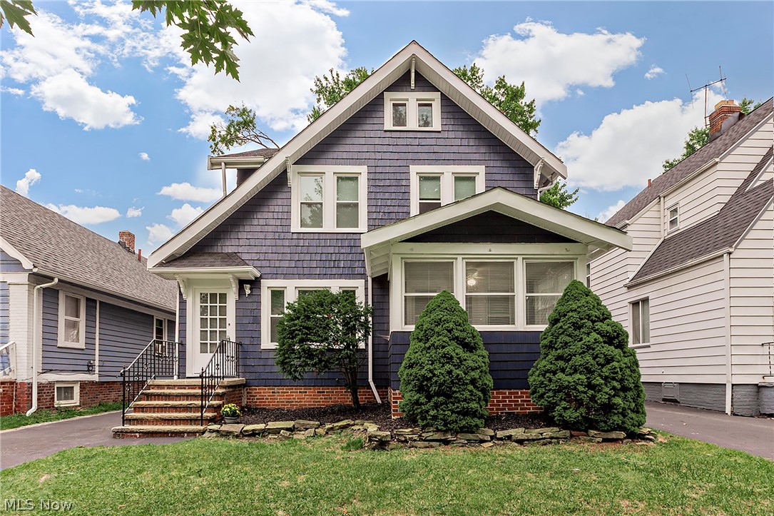 1049 Pembrook Road Cleveland Heights OH 44121