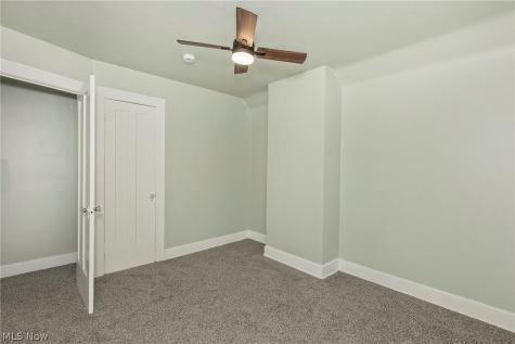1049 Pembrook Road Cleveland Heights OH 44121