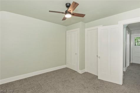 1049 Pembrook Road Cleveland Heights OH 44121