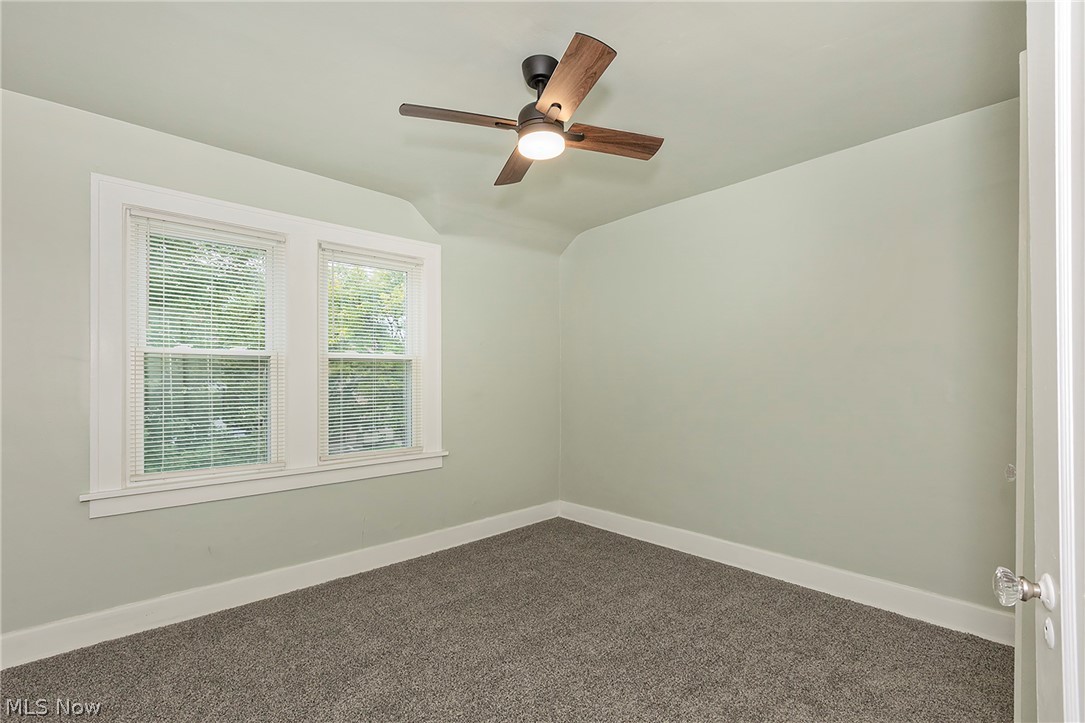 1049 Pembrook Road Cleveland Heights OH 44121