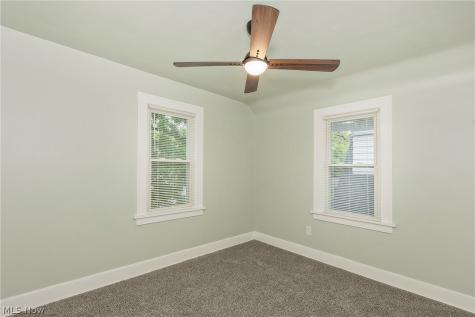 1049 Pembrook Road Cleveland Heights OH 44121