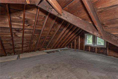 1049 Pembrook Road Cleveland Heights OH 44121
