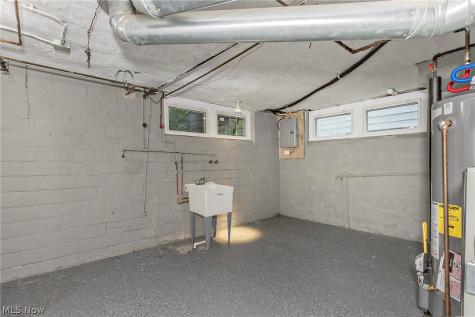 1049 Pembrook Road Cleveland Heights OH 44121
