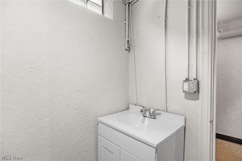 4170 Rustic Road Cleveland OH 44135