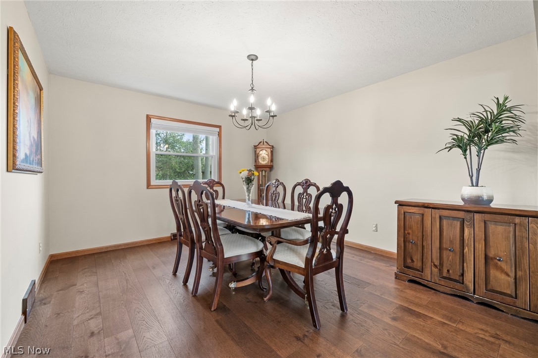 6949 N Renwood Road Independence OH 44131