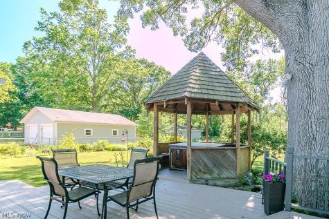 44 Fruitland Avenue Painesville OH 44077