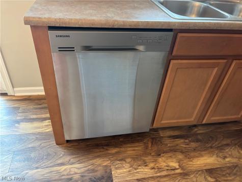 5193 Frederick Street Barberton OH 44203