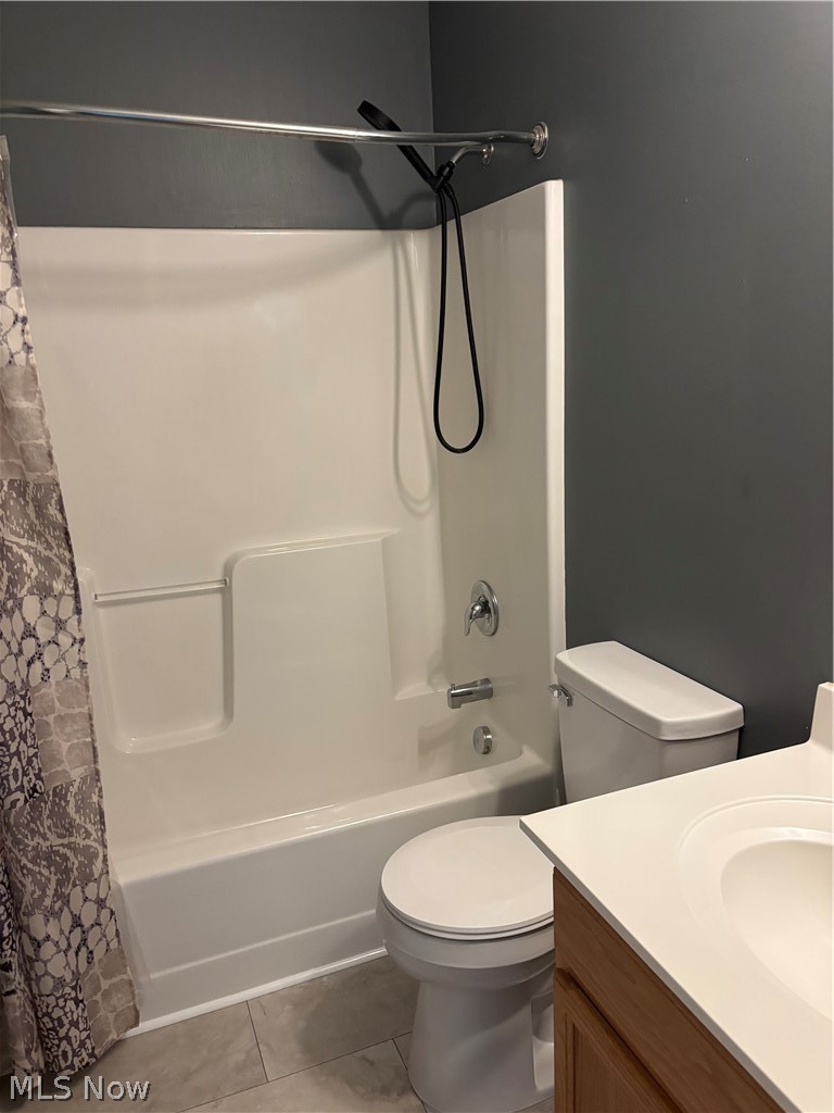 5193 Frederick Street Barberton OH 44203