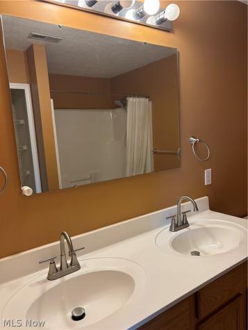 5193 Frederick Street Barberton OH 44203