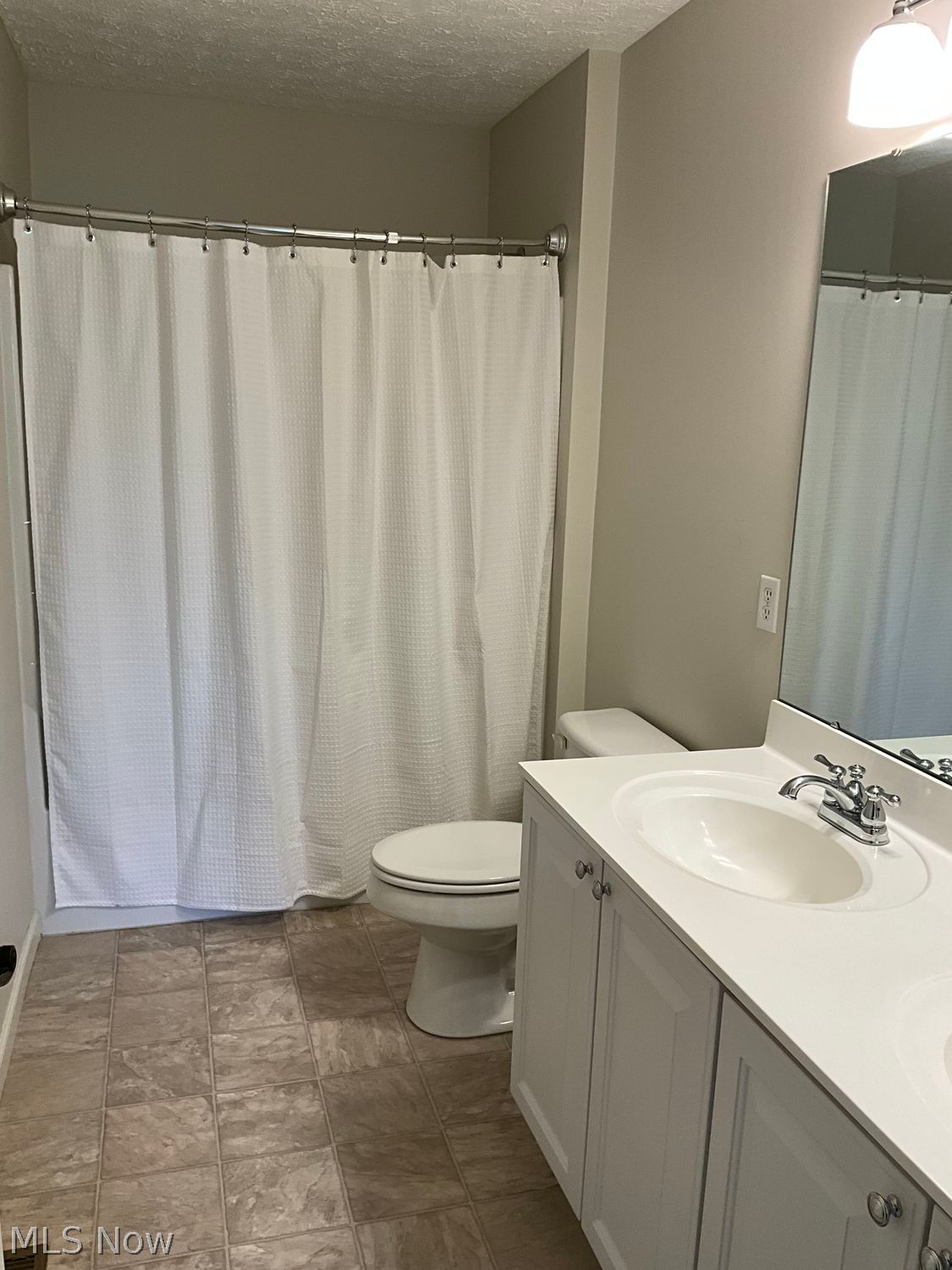 700 Chilham Circle Green OH 44685