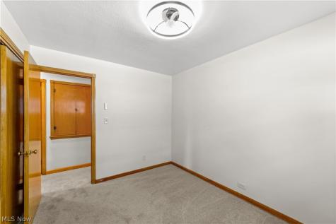 9319 Pinegrove Avenue Parma OH 44129