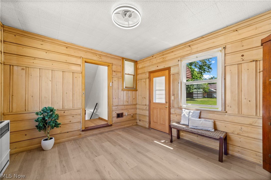 9319 Pinegrove Avenue Parma OH 44129