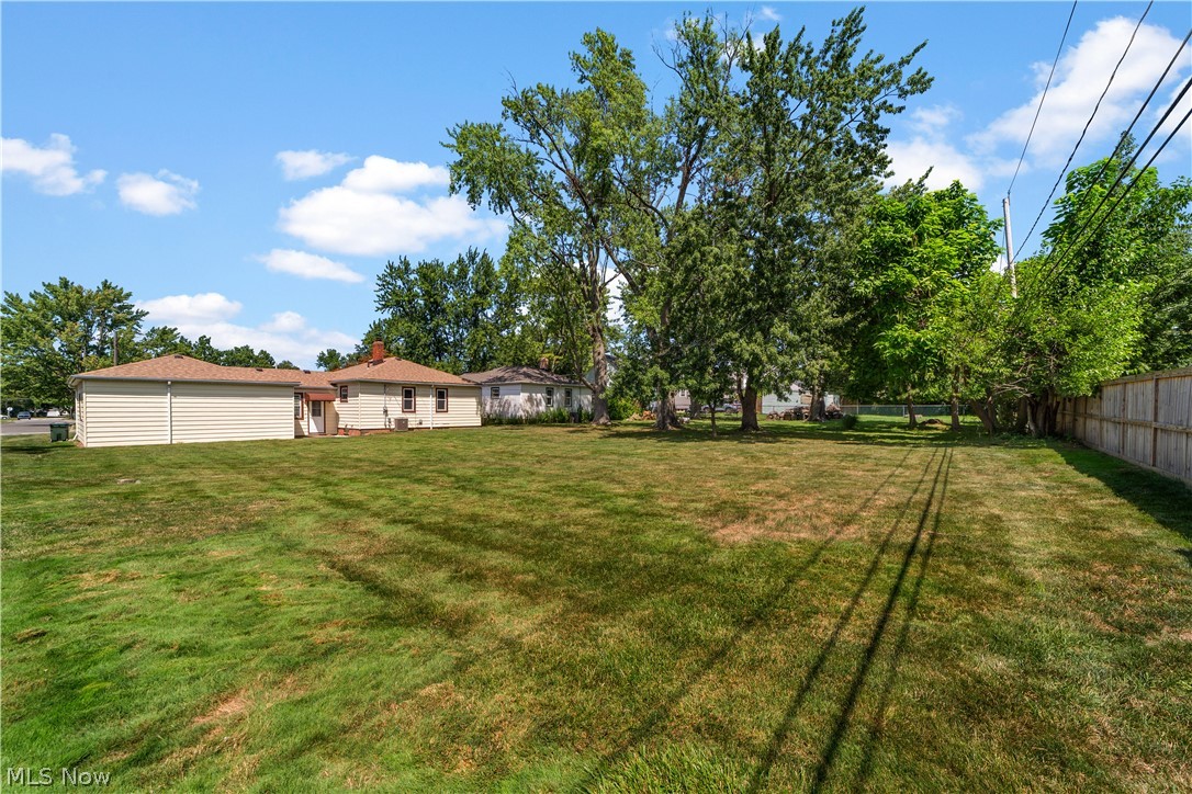 9319 Pinegrove Avenue Parma OH 44129