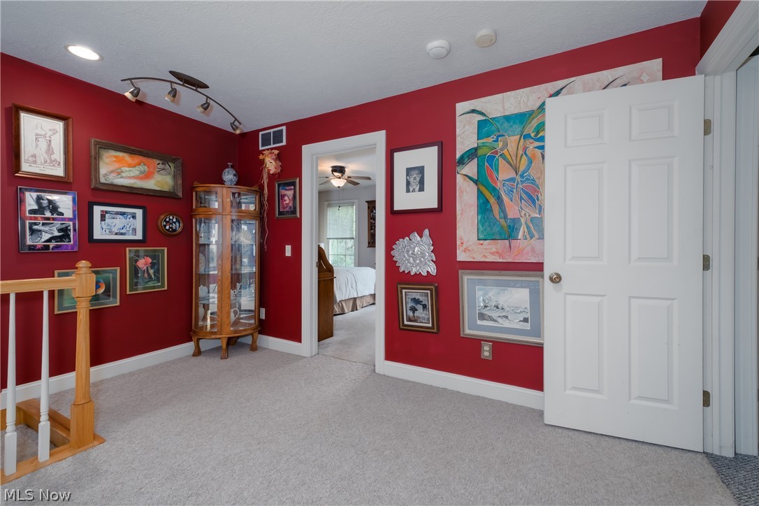 8955 Easton Street NE Louisville OH 44641
