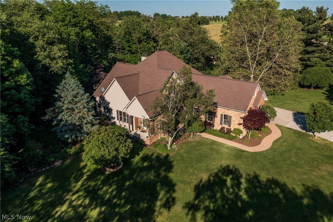 8955 Easton Street NE Louisville OH 44641