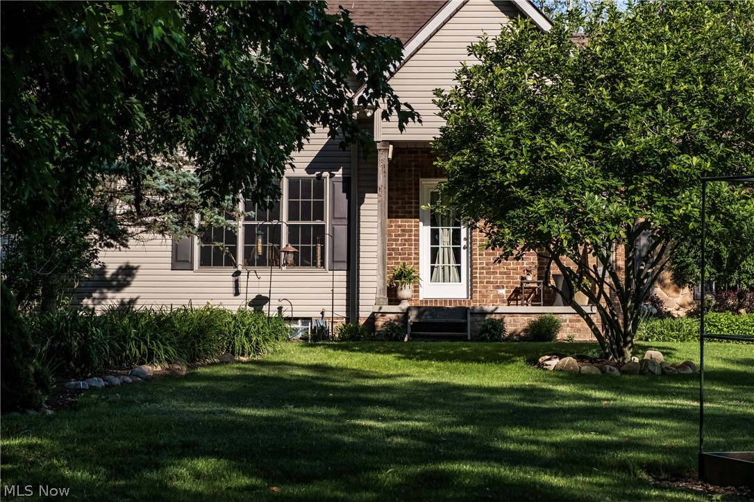 8955 Easton Street NE Louisville OH 44641