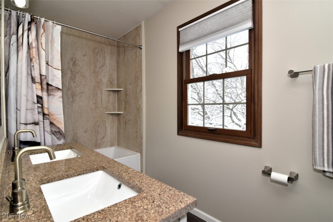 6902 Kingswood Drive Solon OH 44139