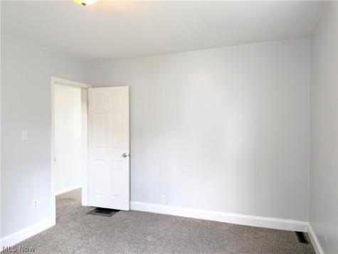 290 W Main Street Alliance OH 44601