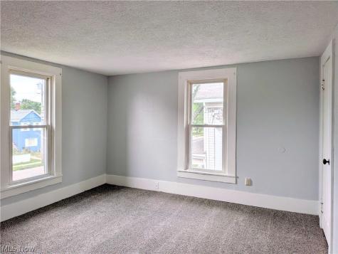 290 W Main Street Alliance OH 44601