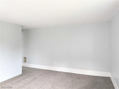 290 W Main Street Alliance OH 44601