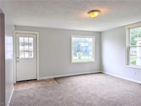 290 W Main Street Alliance OH 44601