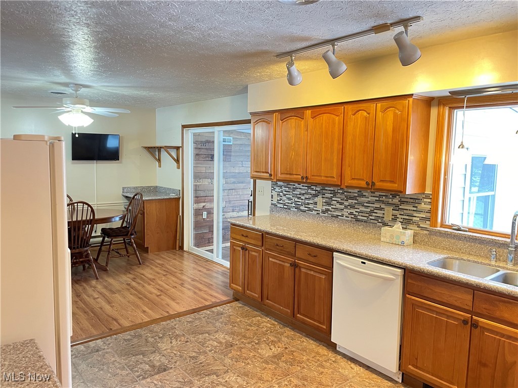 1381 Robb Road Conneaut OH 44030