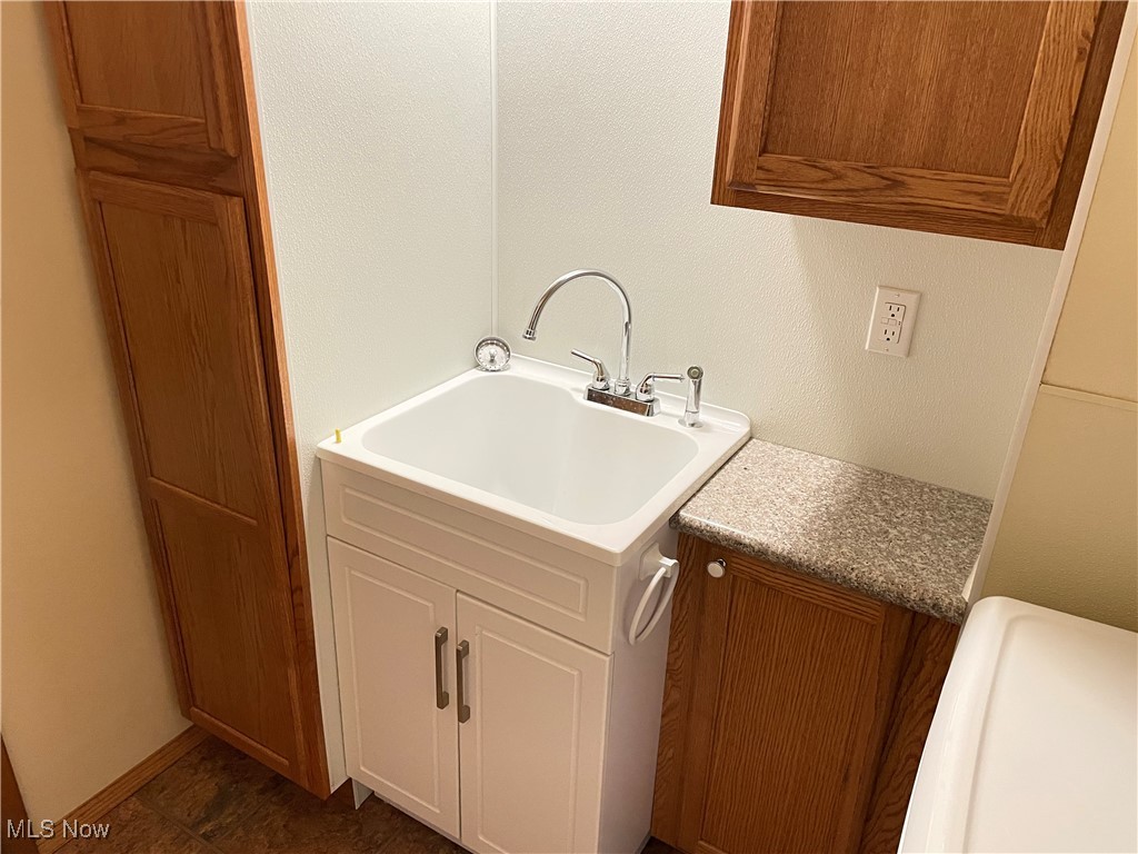 1381 Robb Road Conneaut OH 44030