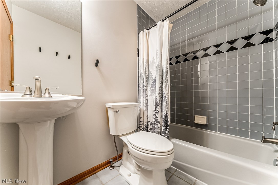 22461 Macbeth Avenue Fairview Park OH 44126