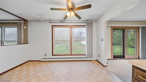 19156 Howe Road Strongsville OH 44136