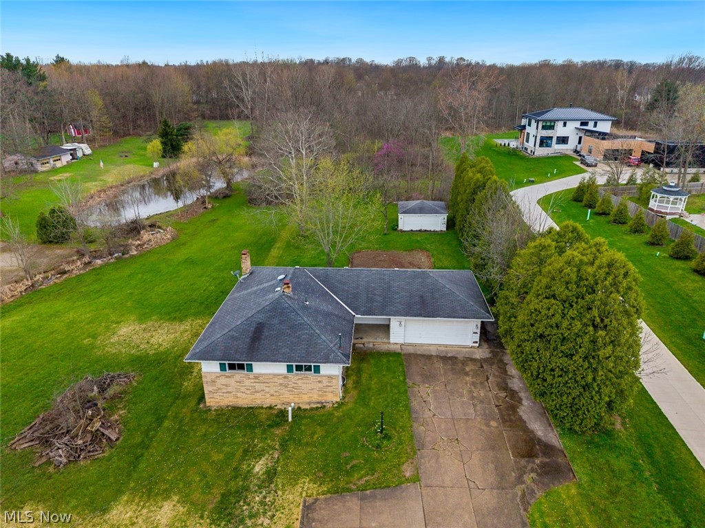 19156 Howe Road Strongsville OH 44136