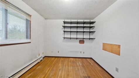 19156 Howe Road Strongsville OH 44136