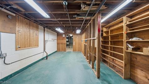 19156 Howe Road Strongsville OH 44136