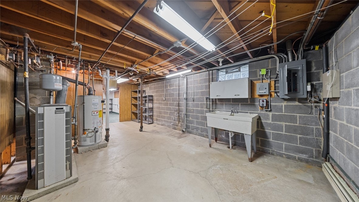 19156 Howe Road Strongsville OH 44136