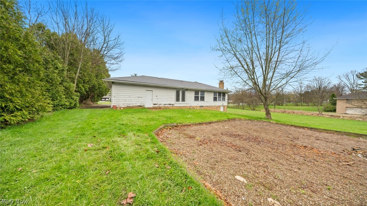 19156 Howe Road Strongsville OH 44136