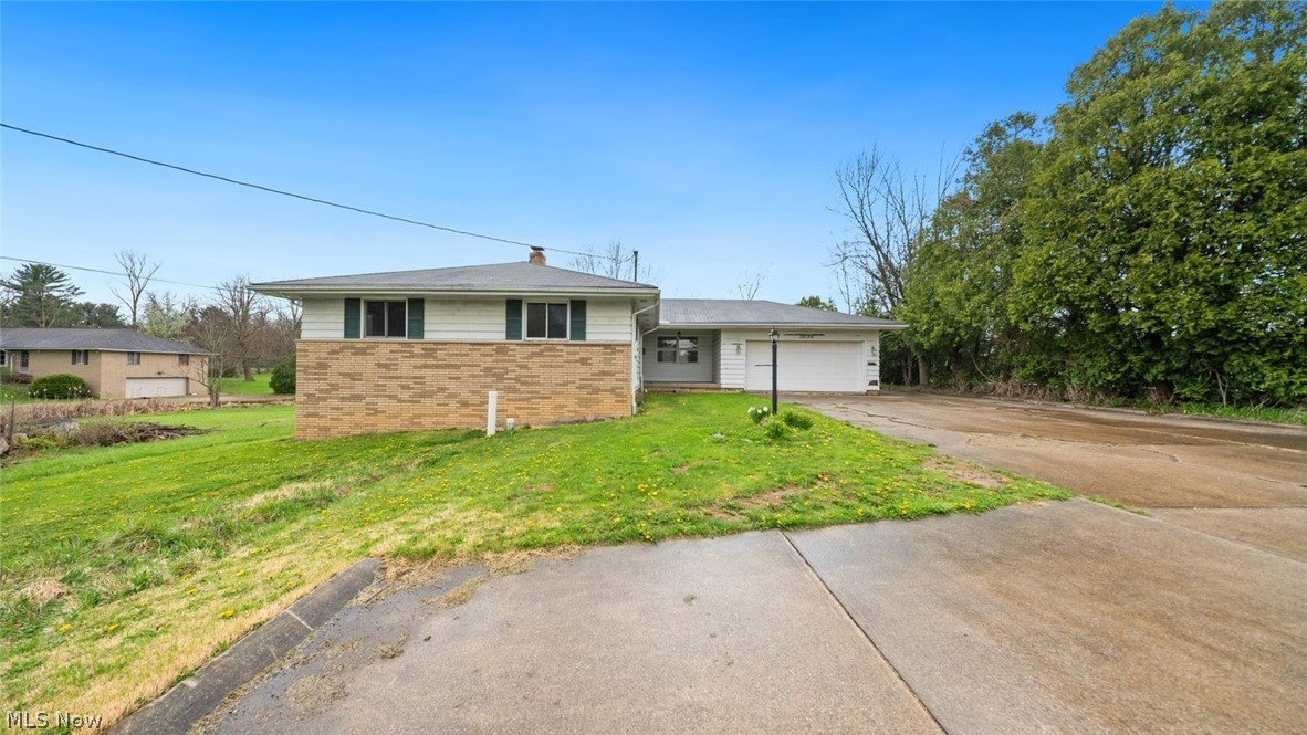 19156 Howe Road Strongsville OH 44136