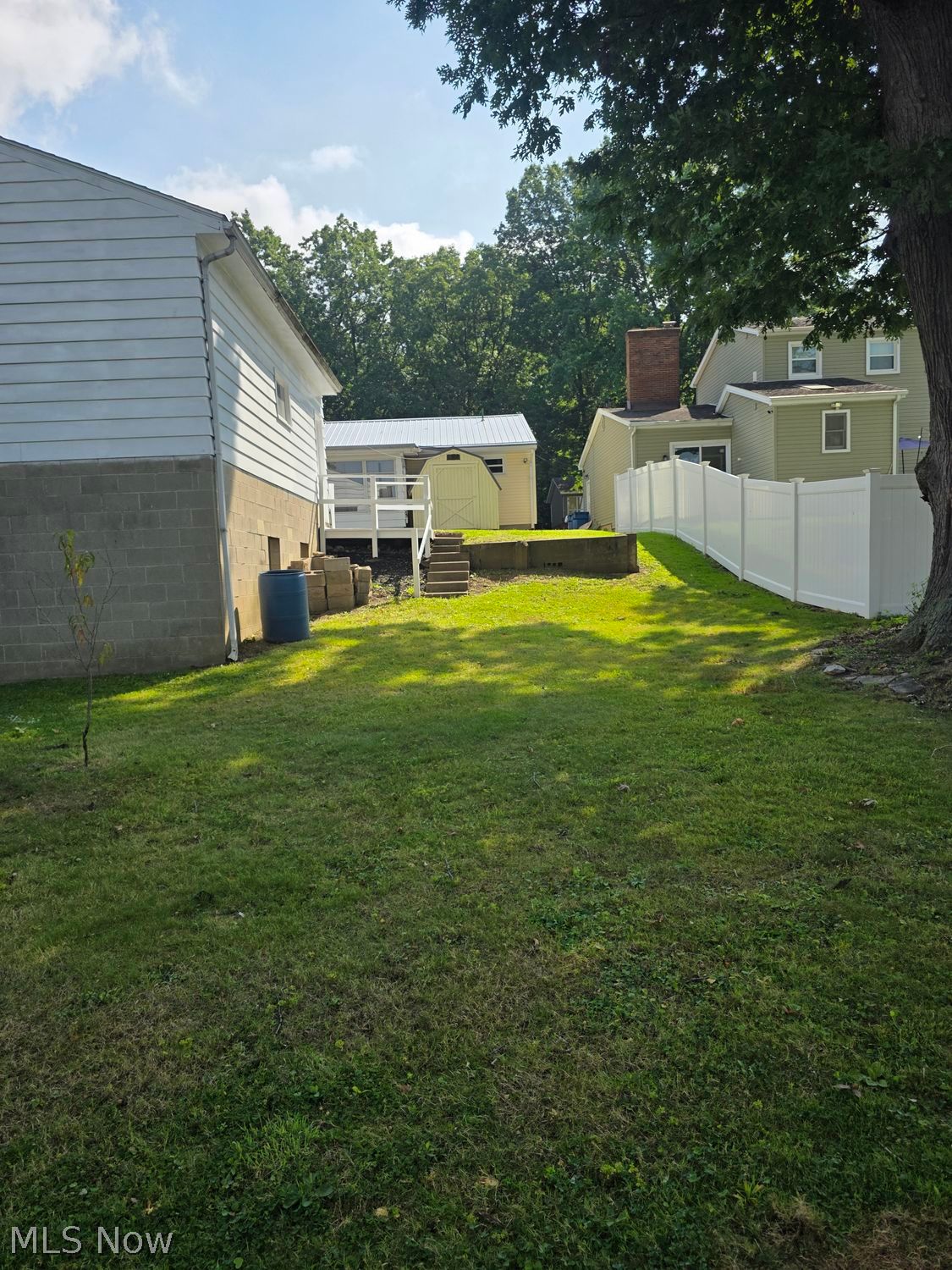 826 N Bentley Avenue Niles OH 44446