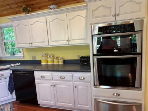 2594 W Buckhorn Drive Millersburg OH 44654