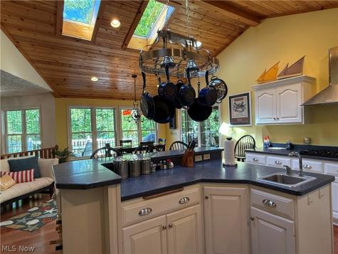 2594 W Buckhorn Drive Millersburg OH 44654