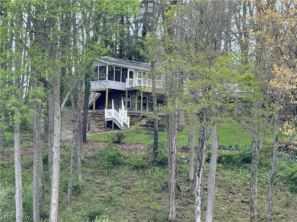 2594 W Buckhorn Drive Millersburg OH 44654