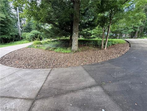 2594 W Buckhorn Drive Millersburg OH 44654
