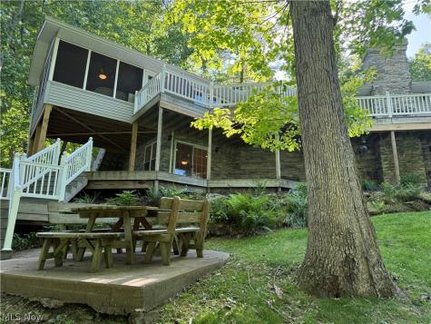 2594 W Buckhorn Drive Millersburg OH 44654