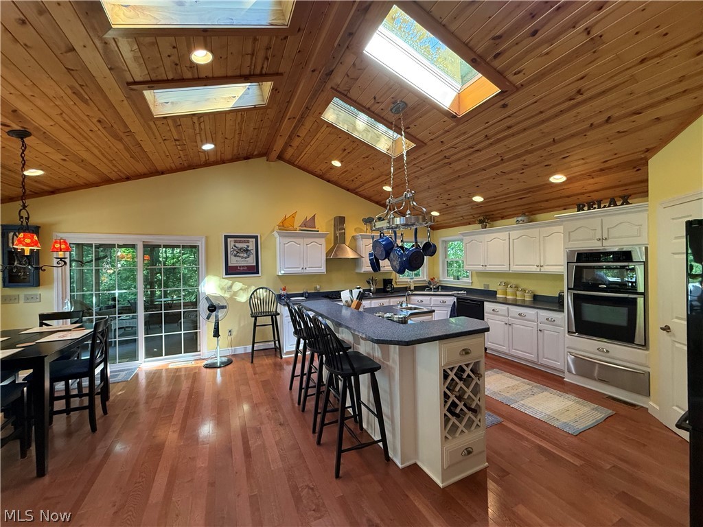 2594 W Buckhorn Drive Millersburg OH 44654