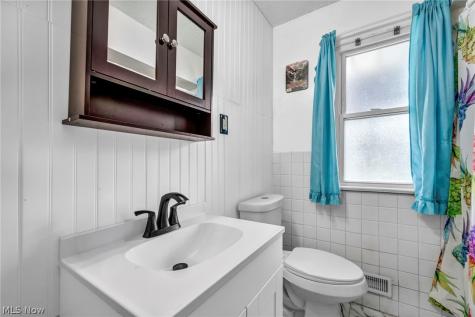 10615 Bellaire Road Cleveland OH 44111