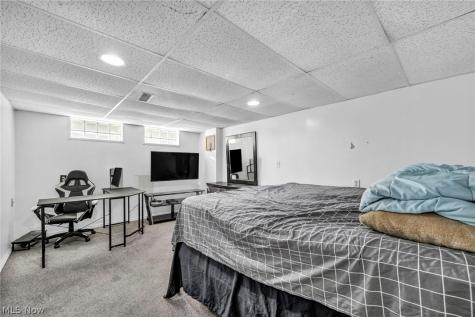 10615 Bellaire Road Cleveland OH 44111