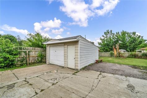 10615 Bellaire Road Cleveland OH 44111