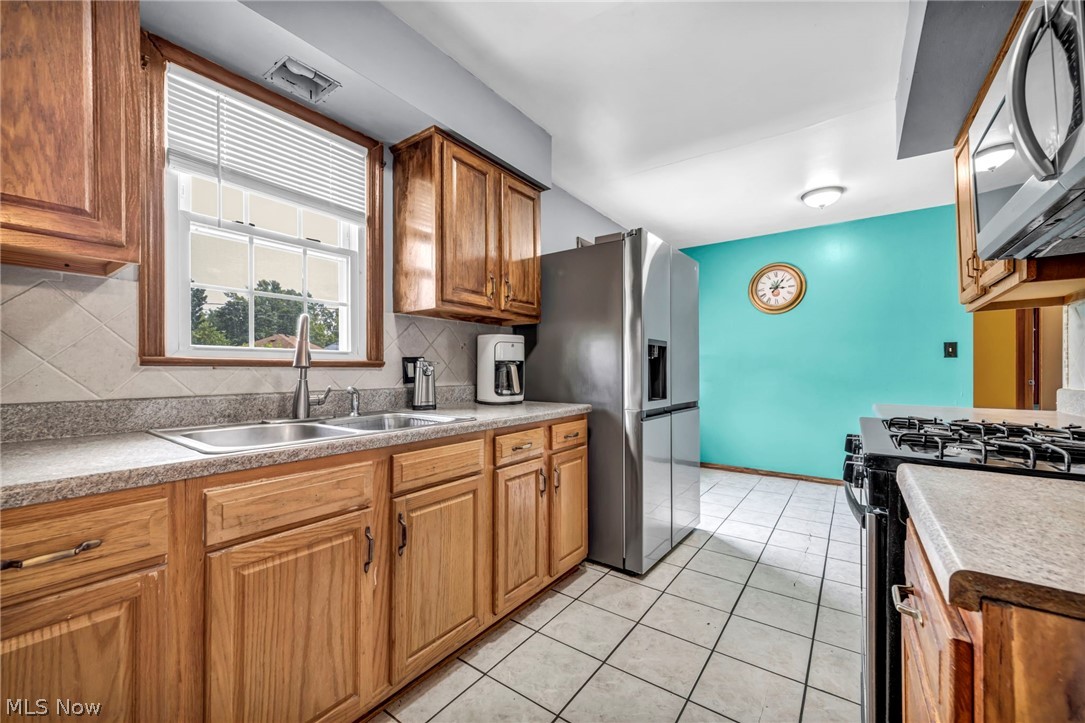 10615 Bellaire Road Cleveland OH 44111
