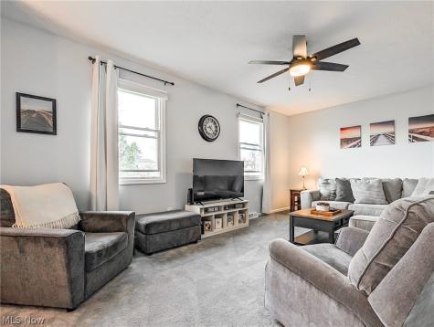 812 Joel Circle Louisville OH 44641