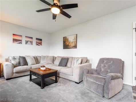 812 Joel Circle Louisville OH 44641
