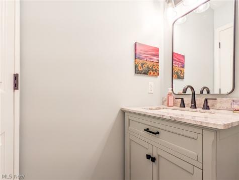 812 Joel Circle Louisville OH 44641